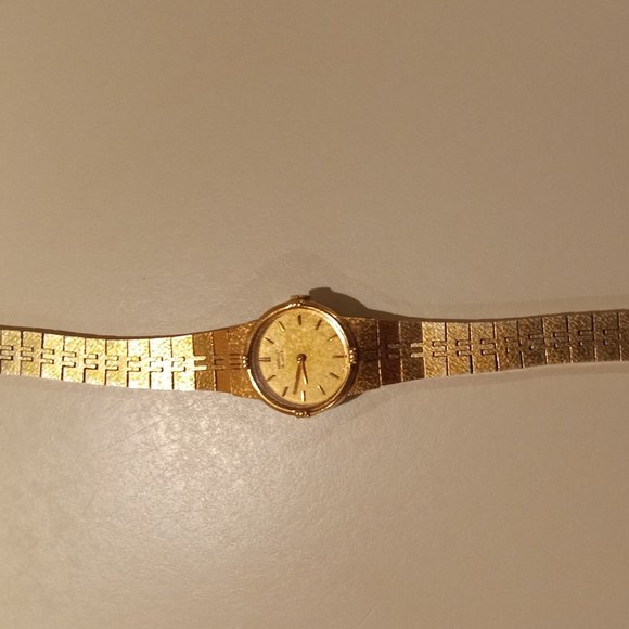 Seiko Jewelry Vintage Ladies Gold Seiko Quartz Watch Poshmark